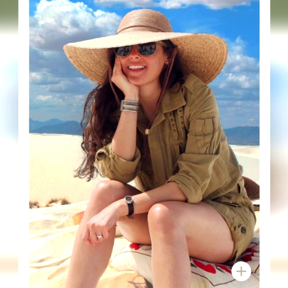 Straw hat by Tula made in MX.